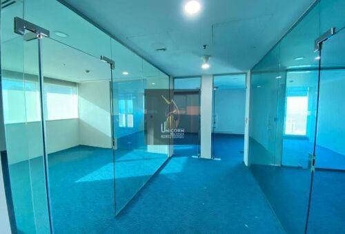 مكتب بالاطالة على البحر|شهر مجاني