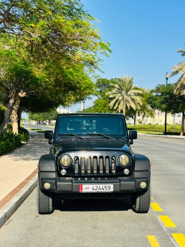 رانجلر جيب ٢٠١٦ بابين بدون حوادث 