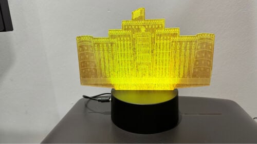 مصباح ليلي ثلاثي الأبعاد