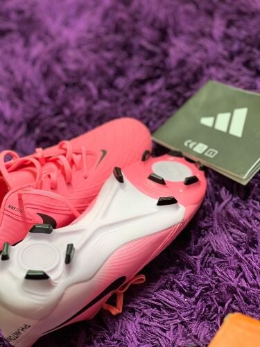 Nike boots