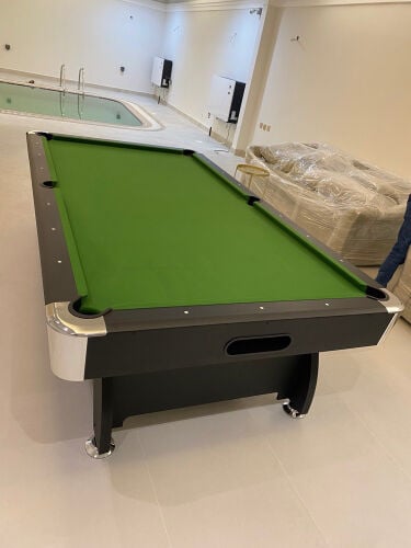 Billiard table 8 feet