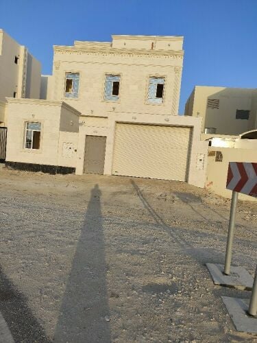4 villas for sale in Umm Qarn aft