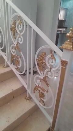 صبغ التربزينات والابواب الحديد