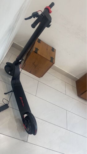 سكوتر كهربائي 