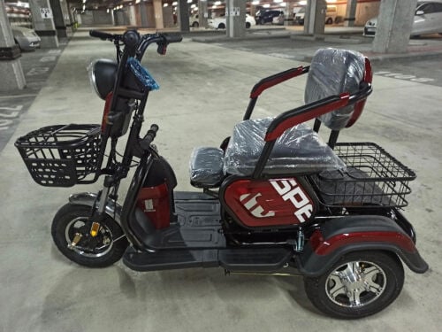 Electric 3 wheel scooter 