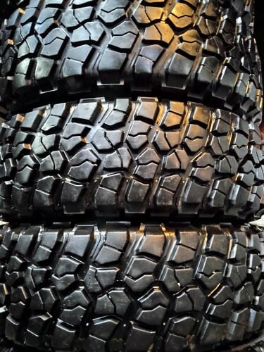 255-75-17 ,, BFGOODRICH  brand