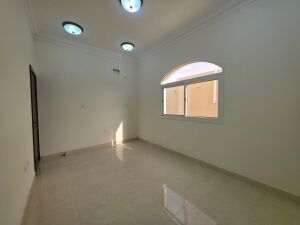 فلل بمجمع 5 غرف وملحق (شهر مجانى)