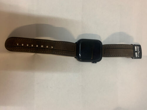 Apple Series 7 45mm Aluminum case