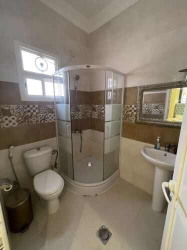 للايجار فيلا في ام قرن مفروشه