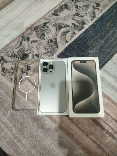 ايفون ١٥ برو ماكس