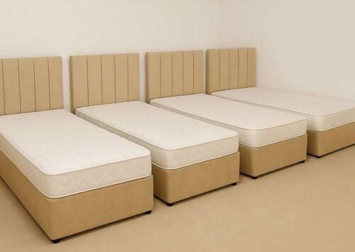 سرير مفرد وخزانة صغيرة للبيع.