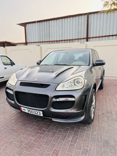 dark gray porsche