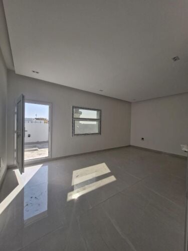 فيلا للاستثمار بالصخامة