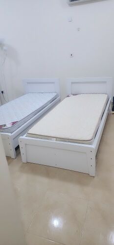 سريرين جدد أبيض بدون خدوش مريحين