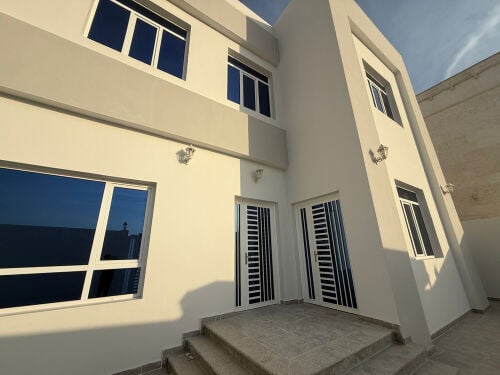 للبيع فيلا بالوكرة صوب الجبل