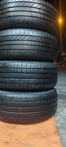 225/55R17