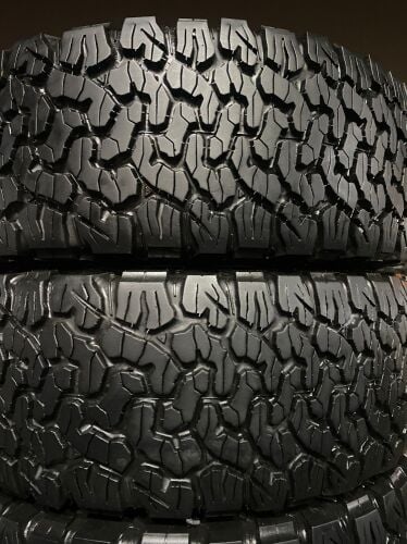 285/70/17" Bfgoodrich USA tire