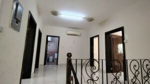 للايجار فيلا داخل مجمع ام العمد