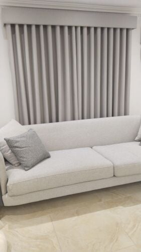 carpet wallpaper curtain fixing