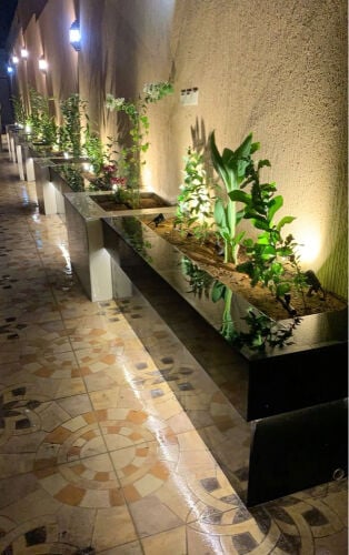 تنسيق الحدائق وأحواض الزرع