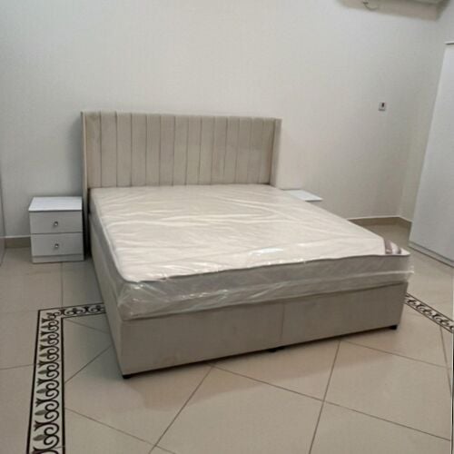 سرير صندوقي متوفر