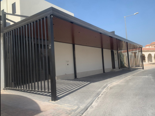 Stylish Pergola & Steel Carshade