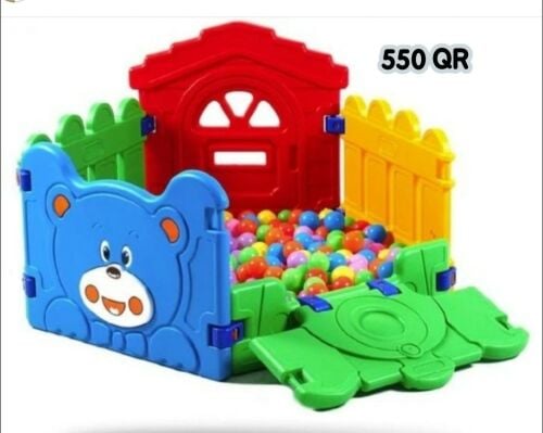 سور حديقة وألعاب أطفال منوعة