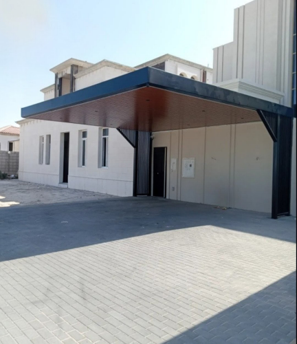 Stylish Pergola & Steel Carshade