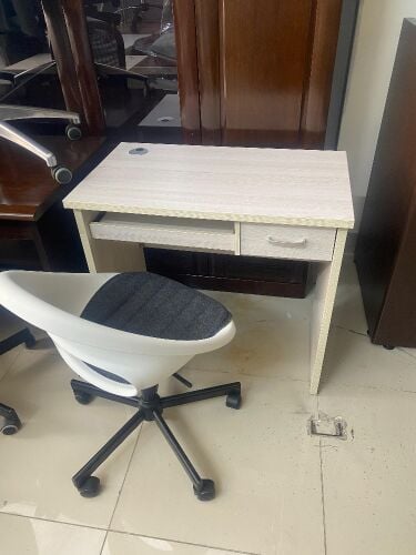 Used office furniture 55457916