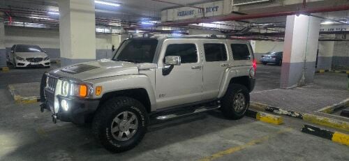 Hummer H3