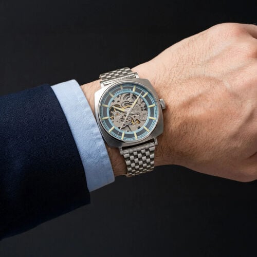 Thomas Earnshaw Skeleton 