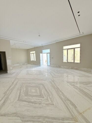 للبيع فيلا تشطيب راقي ازغوي.