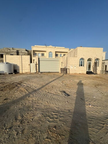 للبيع فيلا جديده في الصخامه. 