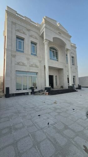 للبيع فيلا فخمه بمنطقة المشاف