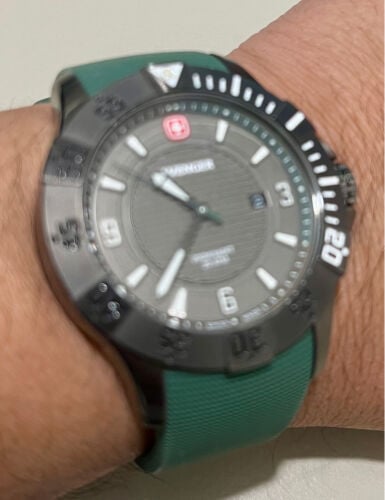Brand new watch - d battery