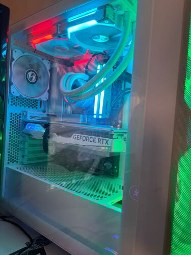 للبيع تجميعة قيمنق احترافية