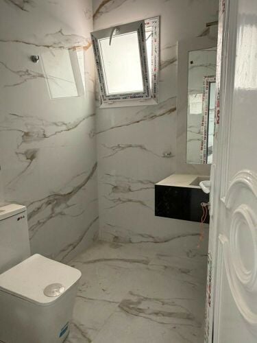 للبيع تشطيب عالي في المشاف