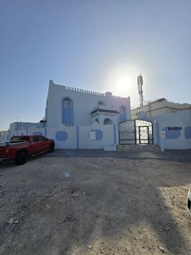 للايجار فيلا في الغرافه متلاصقة