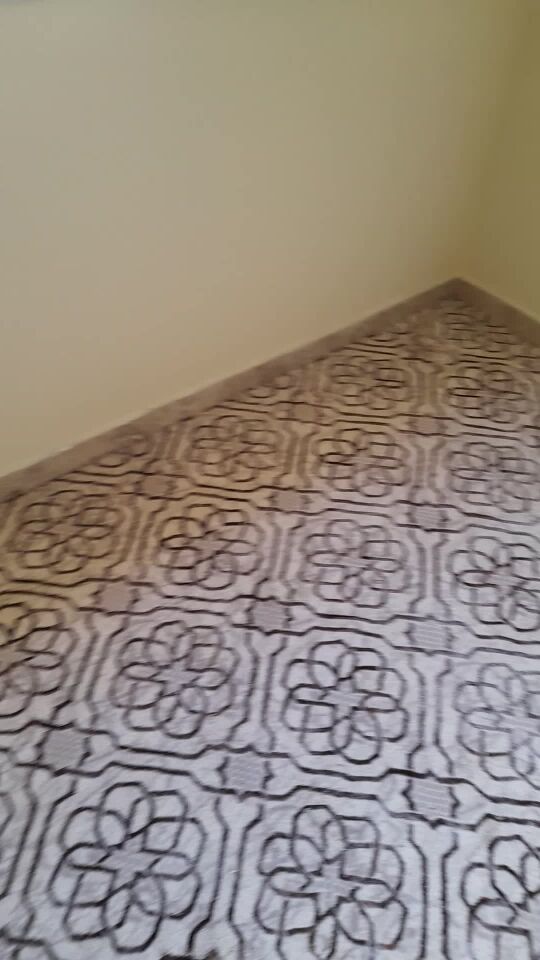 carpet wallpaper curtain fixing