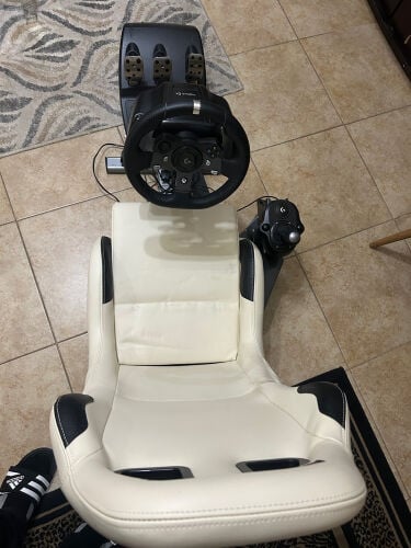 Gaming seat simulator 