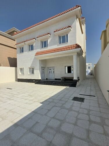 الصخامة فيلا 600 متر بمجلس خارجي