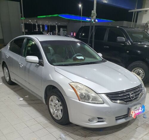 Altima low maintenance car