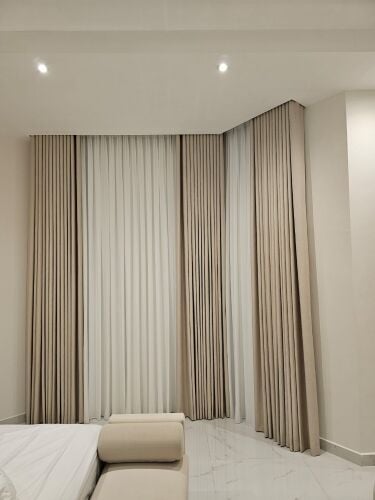 Al Abdali curtain