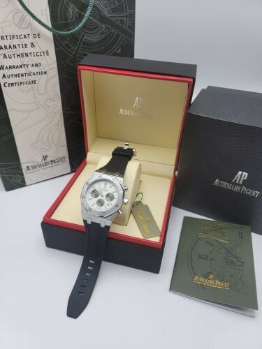 ساعات اي بي الفخمة