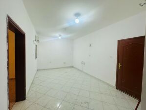 2Bhk for Rent in Old Airport 3300