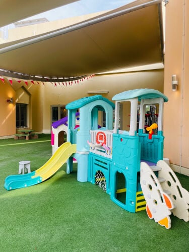 ملعب الاطفال