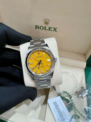 ساعة رولكس للبيع