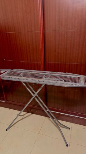 IRON STAND 
