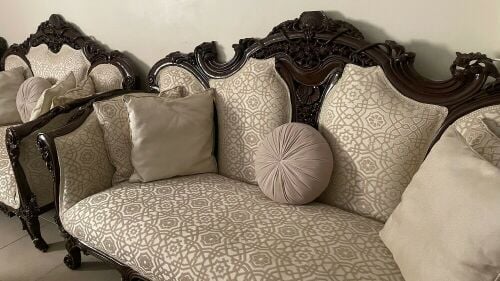 كراسي للبيع بحاله ممتازه