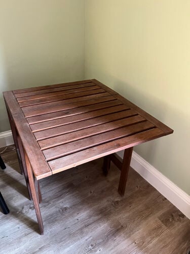 convertible table with 4 chairs 
